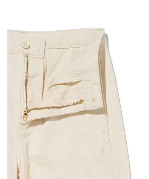 Levi's（リーバイス）の「Levi's/リーバイス WELLTHREAD(R) ストレート トラウザー ホワイト SOFT CERAMIC（その他パンツ・レディース・マルチ・28inch/24inch/25inch/26inch/27inch/23inch）」の9枚目の写真