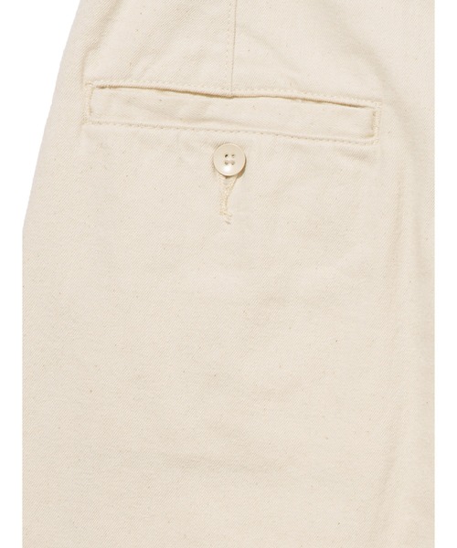 Levi's（リーバイス）の「Levi's/リーバイス WELLTHREAD(R) ストレート トラウザー ホワイト SOFT CERAMIC（その他パンツ・レディース・マルチ・28inch/24inch/25inch/26inch/27inch/23inch）」の4枚目の写真