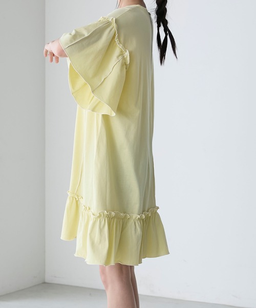 forksy.（フォルクシー）の「【forksy.】フレアスリーブフリルメローオーバーサイズTシャツ（Tシャツ/カットソー・レディース・アイボリー/ライム/ホワイト/チャコール/ダークラベンダー・FREE）」の11枚目の写真