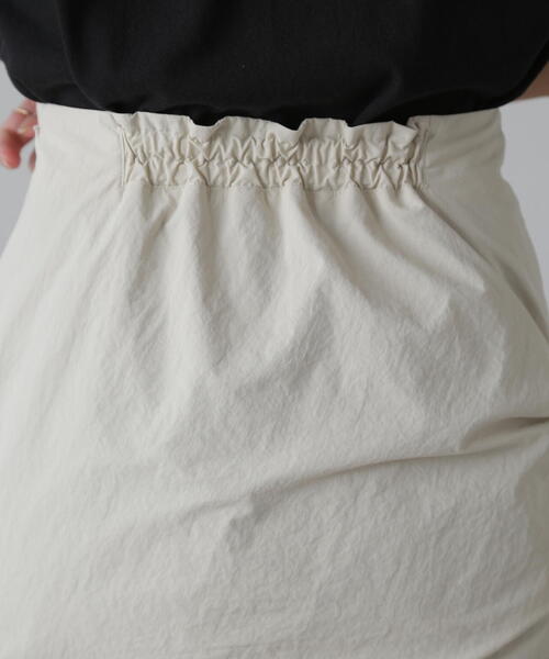 FREE'S MART（フリーズマート）の「◆サイドタックナロースカート（スカート・レディース・ブラック/ベージュ/カーキ・MEDIUM/SMALL）」の11枚目の写真