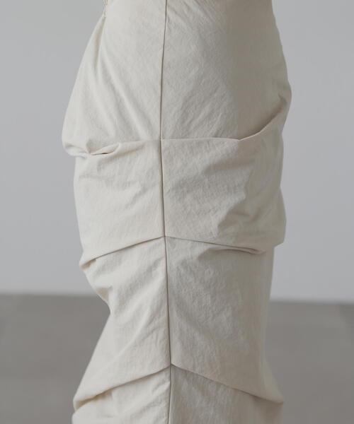 FREE'S MART（フリーズマート）の「◆サイドタックナロースカート（スカート・レディース・ブラック/ベージュ/カーキ・MEDIUM/SMALL）」の12枚目の写真