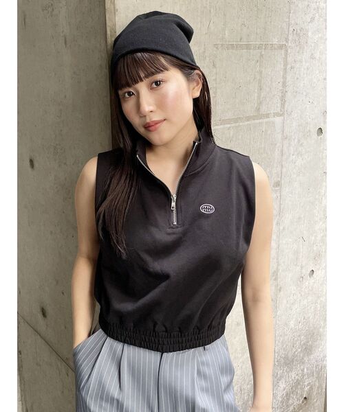 MURUA(ムルーア)の「クロップトハーフジップスウェット(Tシャツ/カットソー・レディース・ホワイト/ブラック/ブルー/ダークグレー・FREE)」の17枚目の写真