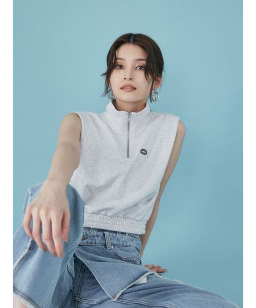 MURUA(ムルーア)の「クロップトハーフジップスウェット(Tシャツ/カットソー・レディース・ホワイト/ブラック/ブルー/ダークグレー・FREE)」の21枚目の写真