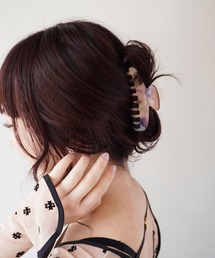 べっ甲」に該当するレディースのヘアアクセサリーファッション