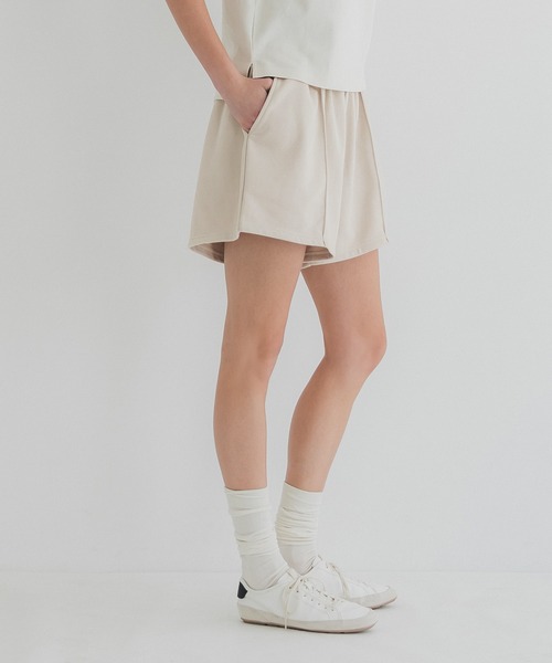 coca(coca)(コカ)の「センターシームスウェットショートパンツ(スウェットパンツ・レディース・グレー/アイボリー/ライトピンク/ライトベージュ/ブラック・L/M/XL/S)」の9枚目の写真