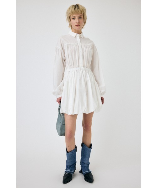 MOUSSY(マウジー)の「BALLOON シャツ ドレス(ワンピース・レディース・ブラック/ホワイト・1/2)」の6枚目の写真