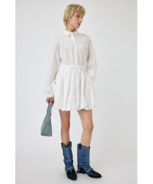 MOUSSY(マウジー)の「BALLOON シャツ ドレス(ワンピース・レディース・ブラック/ホワイト・1/2)」の7枚目の写真