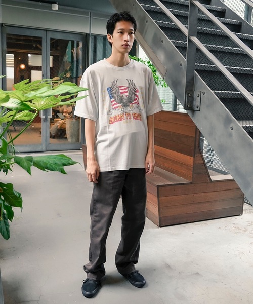 roial（ロイアル）の「DESIGN TEE/ROIAL(ロイアル)リラックスフィット古着風デザイン半袖カットソー（Tシャツ/カットソー・メンズ・ネイビー/グレー/ブラック・LARGE/MEDIUM/X-LARGE）」の10枚目の写真