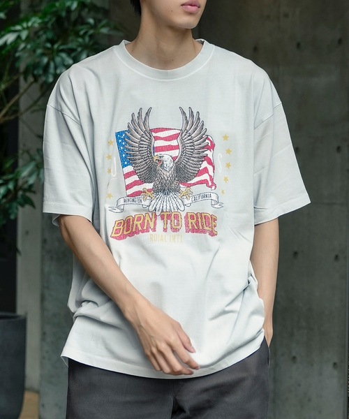 roial（ロイアル）の「DESIGN TEE/ROIAL(ロイアル)リラックスフィット古着風デザイン半袖カットソー（Tシャツ/カットソー・メンズ・ネイビー/グレー/ブラック・LARGE/MEDIUM/X-LARGE）」の14枚目の写真