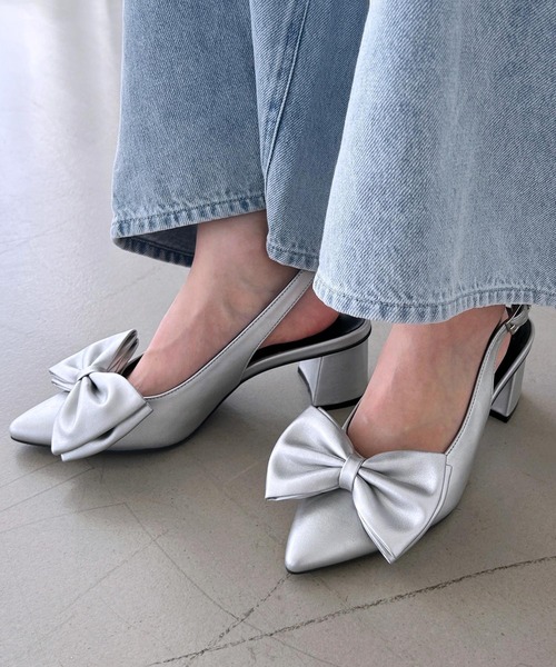 Heather（ヘザー）の「リボンヒールサンダル　113316（サンダル・レディース・シルバー/シルバー系その他/ブラック/ブラック系その他/シルバー系その他2・M/L）」の4枚目の写真