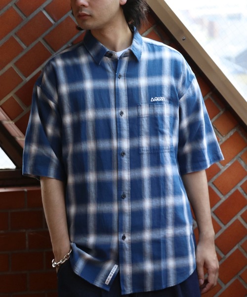 GERRY(ジェリー)の「GERRYオンブレチェック半袖シャツ(シャツ/ブラウス・メンズ・アイボリー/ブルー/ブラック・LARGE/X-LARGE/MEDIUM)」の1枚目の写真