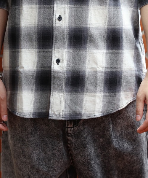 GERRY(ジェリー)の「GERRYオンブレチェック半袖シャツ(シャツ/ブラウス・メンズ・アイボリー/ブルー/ブラック・LARGE/X-LARGE/MEDIUM)」の22枚目の写真