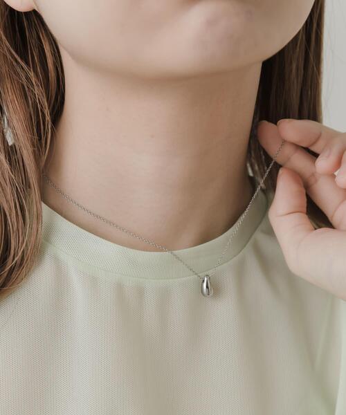 SMELLY（スメリー）の「ステンレスドロップネックレス（ネックレス・レディース・シルバー/ゴールド・-）」の5枚目の写真