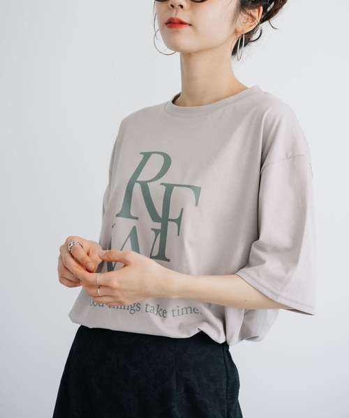 refinedworks(リファインドワークス)の「【refinedworks】 ブランド名をモチーフとしたロゴTシャツ!(Tシャツ/カットソー・レディース・チャコールグレー/ホワイト/ベージュ・FREE)」の14枚目の写真