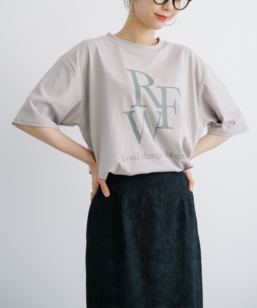 refinedworks(リファインドワークス)の「【refinedworks】 ブランド名をモチーフとしたロゴTシャツ!(Tシャツ/カットソー・レディース・チャコールグレー/ホワイト/ベージュ・FREE)」の16枚目の写真