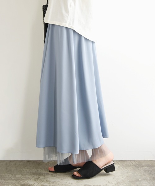 and it_(アンドイット)の「チュールプリーツリバーシブルスカート(スカート・レディース・アイボリー/ブラック/ブルー・M)」の4枚目の写真