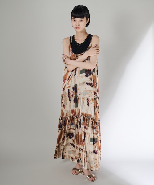 Shelly island（シェリーアイランド）の「アートロング柄キャミワンピース（ワンピース・レディース・ブルー/オレンジ・FREE）」の9枚目の写真