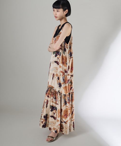 Shelly island（シェリーアイランド）の「アートロング柄キャミワンピース（ワンピース・レディース・ブルー/オレンジ・FREE）」の12枚目の写真