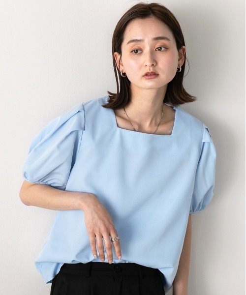ad thie(アドティエ)の「パフスリーブ 半袖ブラウス(シャツ/ブラウス・レディース・ブルー/オフホワイト/ブラック・FREE)」の8枚目の写真