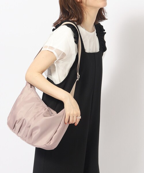 SHOO・LA・RUE(シューラルー)の「◆【撥水】バルーンショルダーバッグ(ショルダーバッグ・レディース・グレー/ブラック/ライトパープル・00)」の13枚目の写真