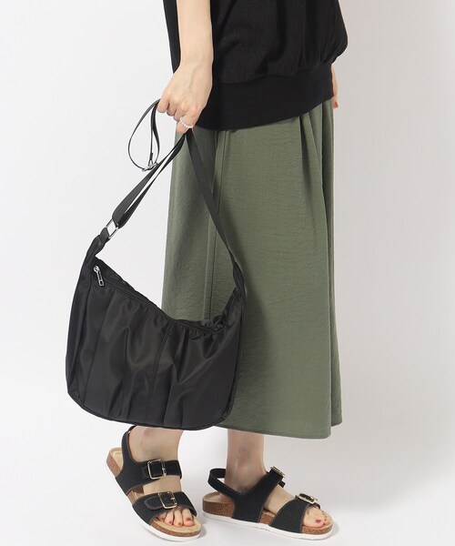 SHOO・LA・RUE(シューラルー)の「◆【撥水】バルーンショルダーバッグ(ショルダーバッグ・レディース・グレー/ブラック/ライトパープル・00)」の15枚目の写真