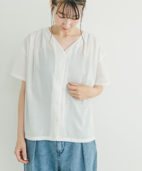 ITEMS URBANRESEARCH（アイテムズ アーバンリサーチ）の「Vネックブラウス（Tシャツ/カットソー・レディース・オフホワイト/グレー系その他/ブラック・FREE）」の8枚目の写真