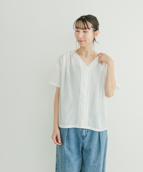 ITEMS URBANRESEARCH（アイテムズ アーバンリサーチ）の「Vネックブラウス（Tシャツ/カットソー・レディース・オフホワイト/グレー系その他/ブラック・FREE）」の10枚目の写真