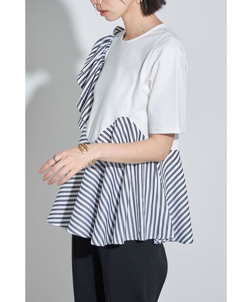 &. NOSTALGIA（アンドドットノスタルジア）の「ボーダーラッフルトップス（Tシャツ/カットソー・レディース・ブラック/オフホワイト・M）」の5枚目の写真