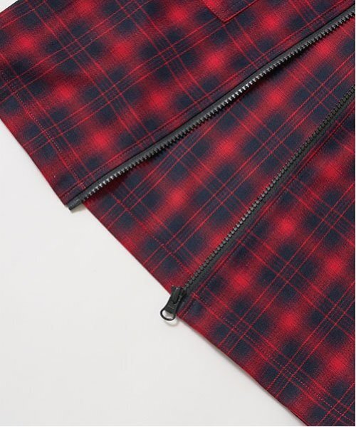b・ROOM（ビールーム）の「ビッグシルエット長袖チェックシャツ(ジップアップ)（シャツ/ブラウス・キッズ・ブラック/レッド/グリーン・100cm/110cm/120cm/130cm/140cm/150cm）」の9枚目の写真