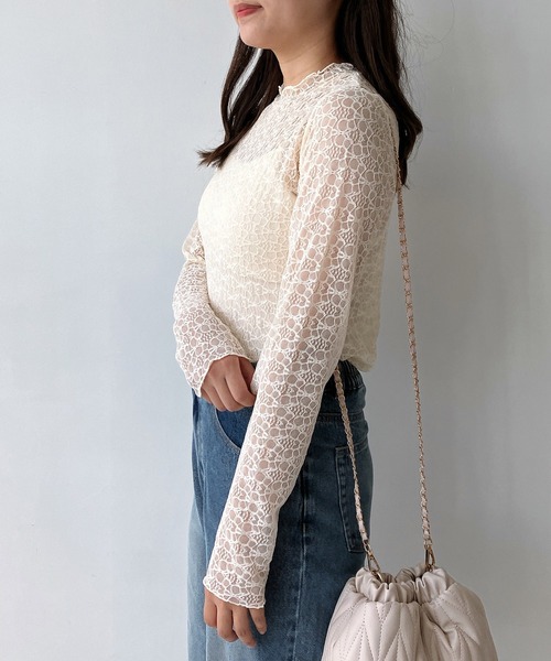 AS KNOW AS plus（アズノゥアズプラス）の「◇アソートシアーハイネックプルオーバー（Tシャツ/カットソー・レディース・グレー系/アイボリー系/ブラック系/シルバー系・FREE）」の6枚目の写真