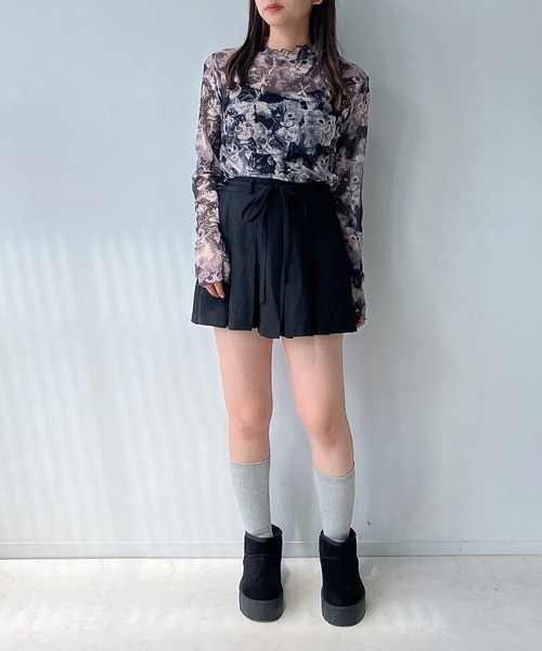 AS KNOW AS plus（アズノゥアズプラス）の「◇アソートシアーハイネックプルオーバー（Tシャツ/カットソー・レディース・グレー系/アイボリー系/ブラック系/シルバー系・FREE）」の15枚目の写真