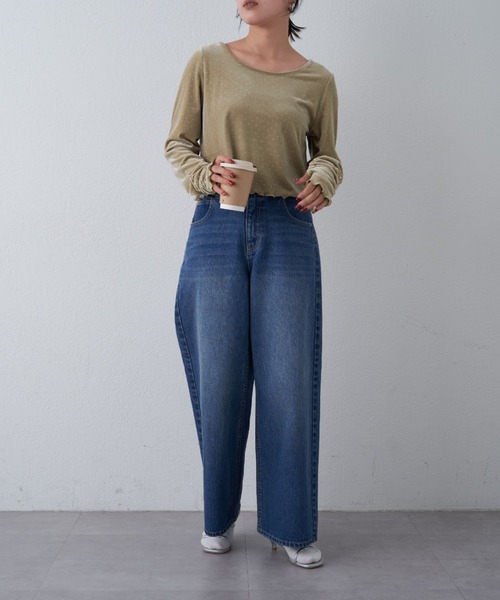 WILLOW（ウィロー）の「【WILLOW】ベロアスタッズトップス（Tシャツ/カットソー・レディース・ブラック/ベージュ・ONE SIZE）」の7枚目の写真