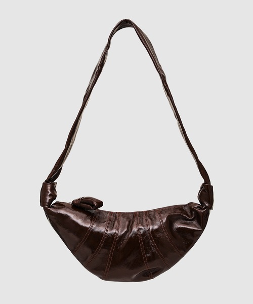 LEMAIRE（ルメール）の「SMALL CROISSANT BAG（ショルダーバッグ・レディース・ブラック/グレー/ブラウン・OS）」の3枚目の写真
