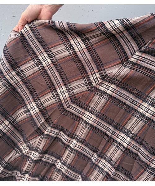 GALENA（ガレナ）の「【GALENA】チェック柄フレアロングスカート（スカート・レディース・カーキ/ブラック/レッド/ベージュ/チャコールグレー/ブラウン・FREE）」の21枚目の写真