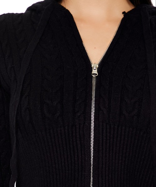 FOREVER 21（フォーエバー トゥエンティーワン）の「ショートケーブルニットパーカー（パーカー・レディース・グレー系その他7/ブラック/バーガンディー・LARGE/MEDIUM/SMALL）」の12枚目の写真