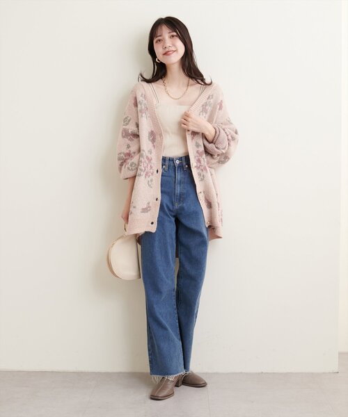 natural couture(ナチュラルクチュール)の「ラメ入りフラワージャガードゆるカーデ(カーディガン/ボレロ・レディース・ライトベージュ/オフホワイト/チャコールグレー/ピンク・FREE)」の13枚目の写真