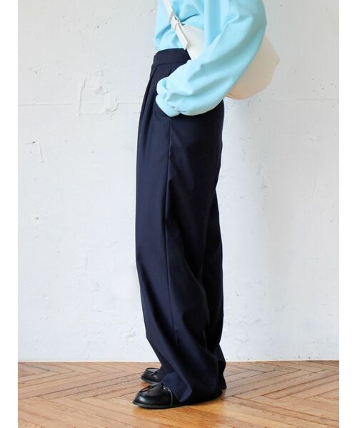 Ungrid(アングリッド)の「タックストレートパンツ(その他パンツ・レディース・ネイビー/グレー・SMALL/MEDIUM)」の14枚目の写真