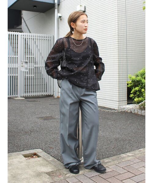 Ungrid(アングリッド)の「タックストレートパンツ(その他パンツ・レディース・ネイビー/グレー・SMALL/MEDIUM)」の20枚目の写真