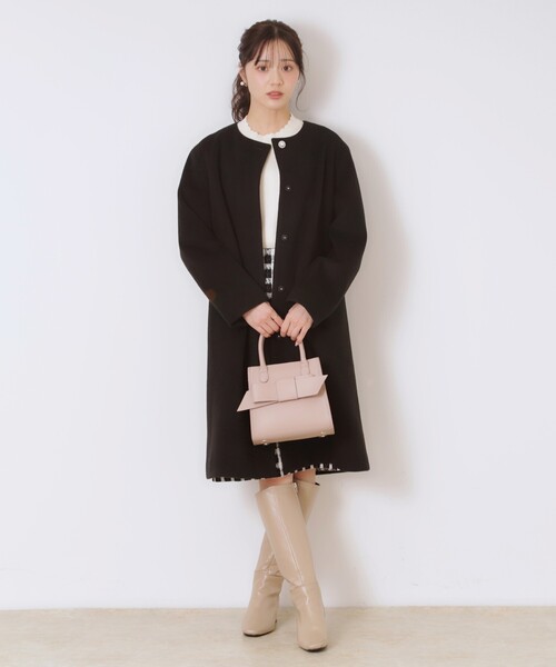 couture brooch（クチュールブローチ）の「◆【プチプラ・華やかさを高める】ビジュー釦ロングコート（ノーカラーコート・レディース・ライトベージュ/ブラック/ライトグレー・40/38/36/42）」の16枚目の写真