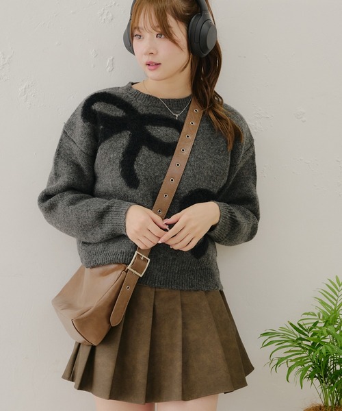 Another Branch olive des olive（アナザーブランチオリーブデオリーブ）の「フェザーリボンニット（ニット/セーター・レディース・アイボリー/グレー/チャコール・FREE）」の4枚目の写真