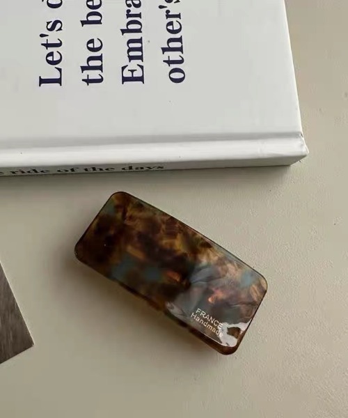 E&C closet…(イーアンドシークローゼット)の「スクエア柄ミニバレッタ(バレッタ/ヘアクリップ・レディース・ブラウン系その他/ブラック/オレンジ/ベージュ/ブラウン・FREE)」の3枚目の写真