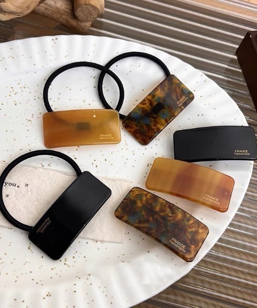 E&C closet…(イーアンドシークローゼット)の「スクエア柄ミニバレッタ(バレッタ/ヘアクリップ・レディース・ブラウン系その他/ブラック/オレンジ/ベージュ/ブラウン・FREE)」の7枚目の写真