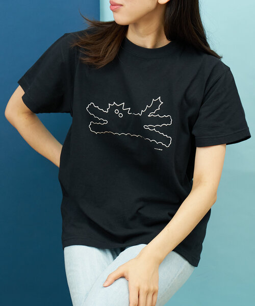 BIRTHDAY BAR(バースデイバー)の「umao×BIRTHDAY BAR ホイルプリントTシャツ(Tシャツ/カットソー・レディース・ブラック/グレー/ホワイト・0)」の1枚目の写真