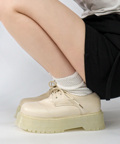 LOVEHUNTER（ラブハンター）の「ボリュームソール 3ホールローカットシューズ（ドレスシューズ・レディース・アイボリー/ブラック・S/M/L/LL）」の7枚目の写真