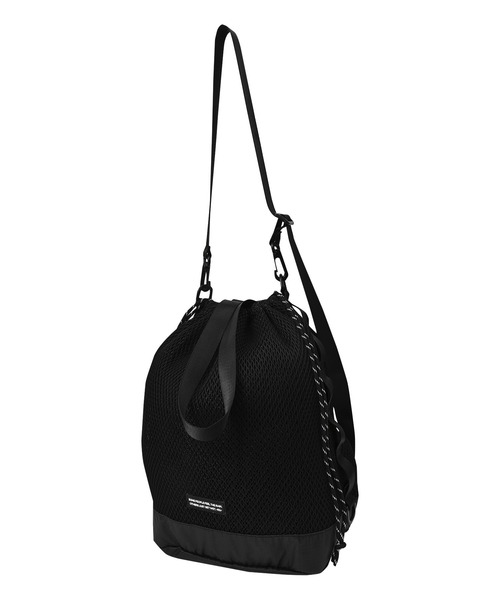 KiU(キウ)の「2WAY ダブルメッシュドローストリングショルダー(15L)(ショルダーバッグ・レディース・ブルー/ブラック/グレー/カーキ・FREE)」の1枚目の写真