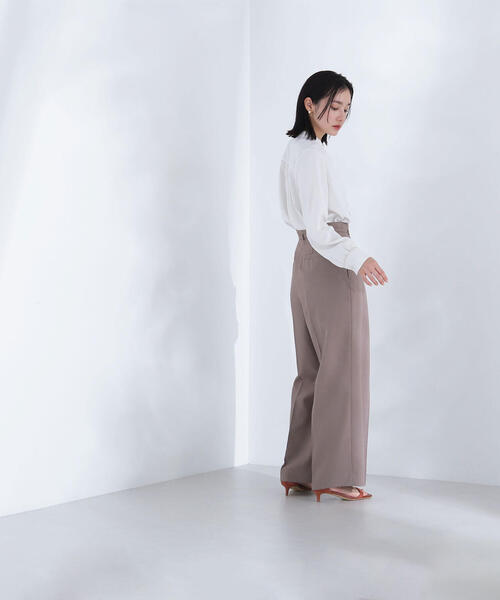 NATURAL BEAUTY BASIC（ナチュラルビューティーベーシック）の「◇バイカラートリミングブラウス（シャツ/ブラウス・レディース・ブルー系その他/ベージュ系その他/ホワイト系その他・MEDIUM/SMALL）」の10枚目の写真