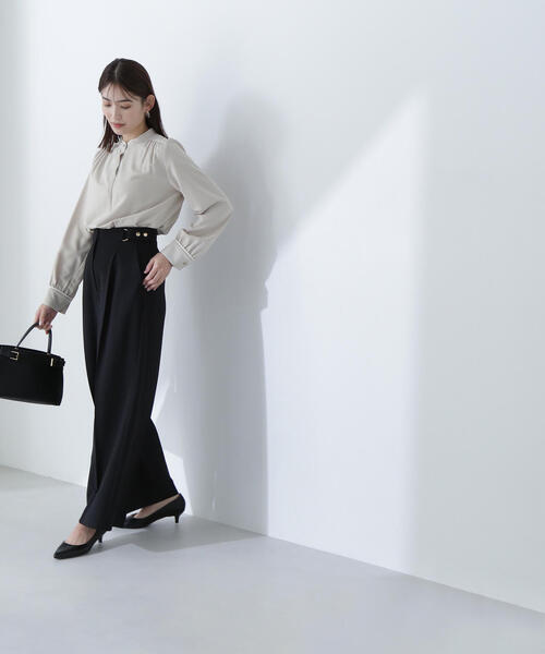 NATURAL BEAUTY BASIC（ナチュラルビューティーベーシック）の「◇バイカラートリミングブラウス（シャツ/ブラウス・レディース・ブルー系その他/ベージュ系その他/ホワイト系その他・MEDIUM/SMALL）」の12枚目の写真