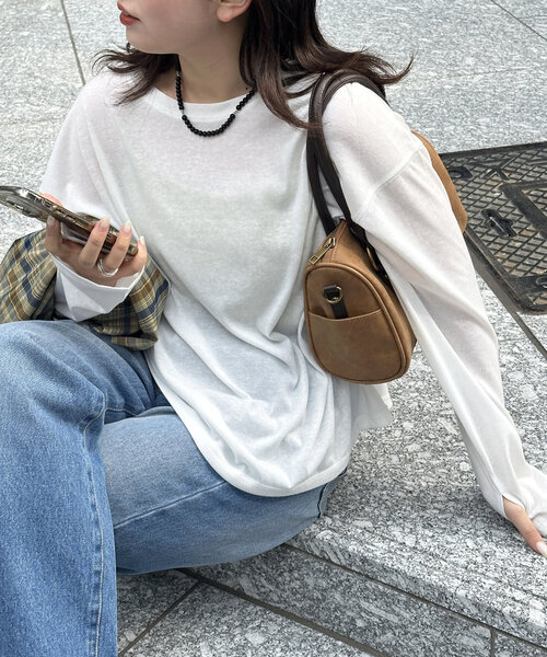 CPCM(シーピーシーエム)の「スラブシアーロンT(Tシャツ/カットソー・レディース・ブラック/グレー/オフホワイト/ネイビー/グリーン/レッド・MEDIUM/LARGE)」の2枚目の写真