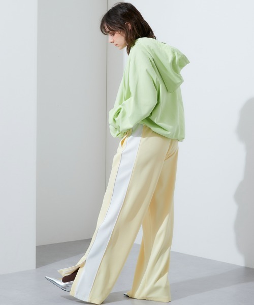 TTOL（トール）の「カラートラックパンツ（その他パンツ・レディース・ブルー/イエロー・M～Ｌ/L～LL）」の20枚目の写真