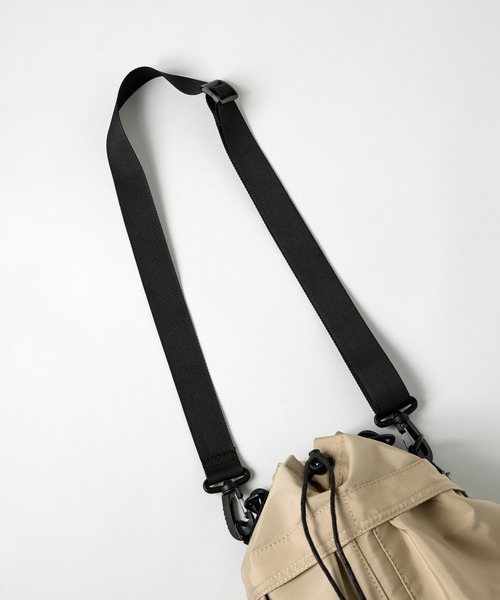 meltum(メルタム)の「【ZOZO限定】2WAY MILITARY POUCH(ショルダーバッグ・メンズ・ブラック/ベージュ/オリーブ/アイボリー・FREE)」の16枚目の写真
